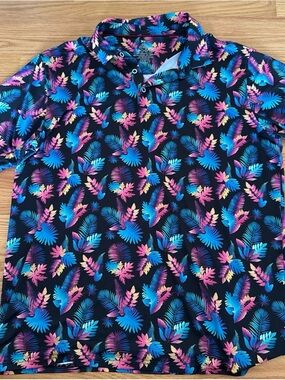 Men’s Hawaiian shirt size extra large